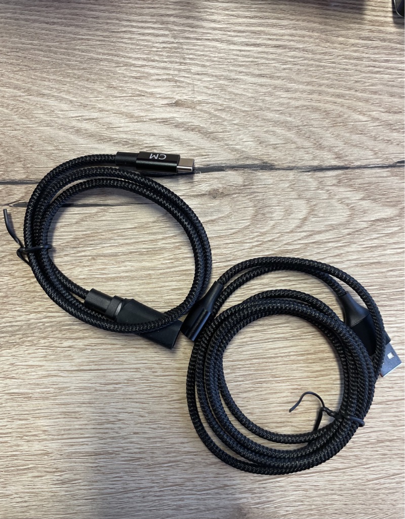 USB-Kabel_mit_Magnetkupplung_CTX00006